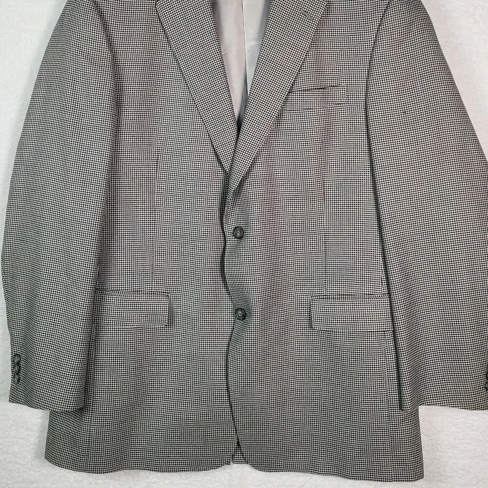 Hart Schaffner Marx excellent preowned